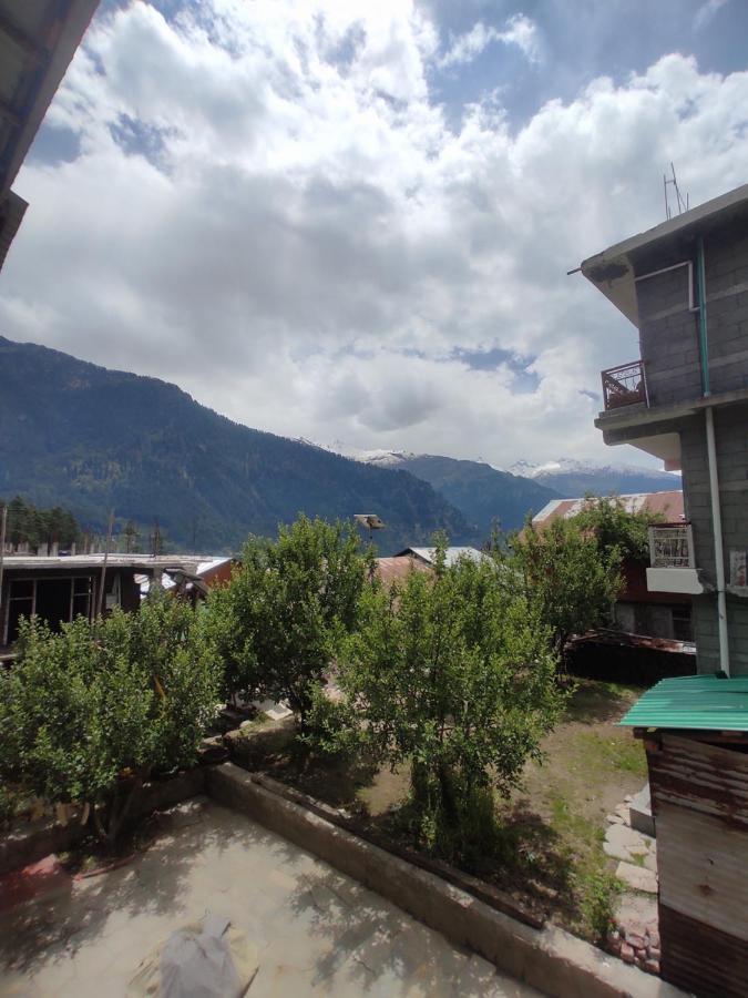 Woods Inn Mountain View Manali Экстерьер фото