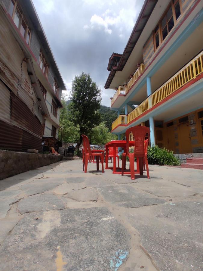 Woods Inn Mountain View Manali Экстерьер фото